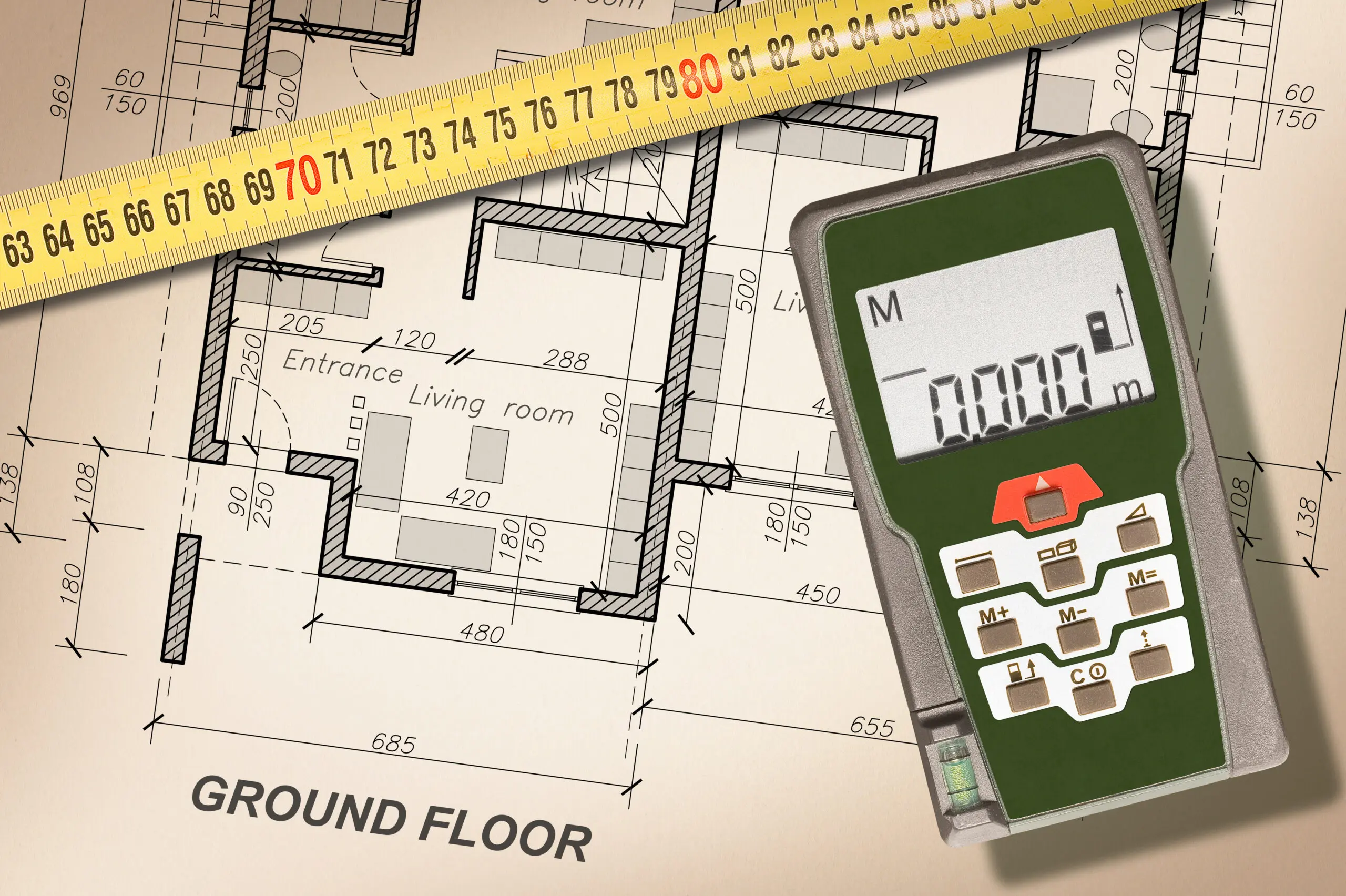 Precision measurement and survey of a residential building - concept with laser measure device